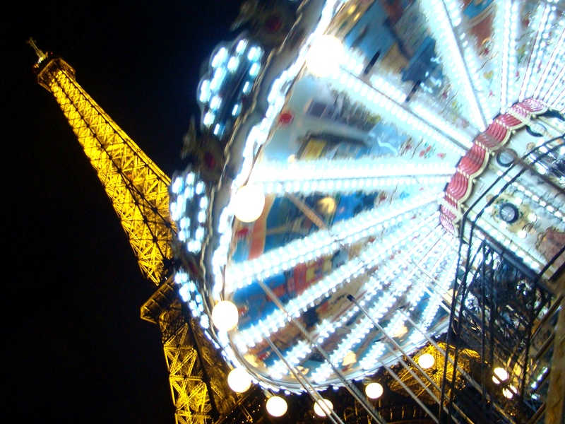 Eiffel Tower Carousel