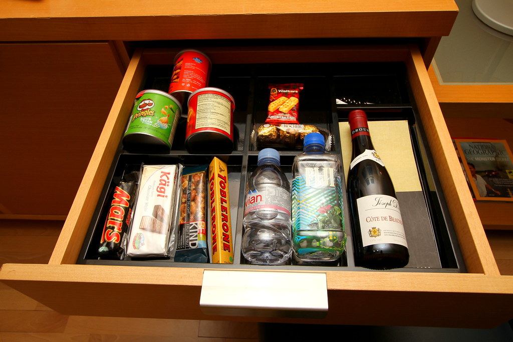 They have snacks, drinks & wine in the Grand Club Room