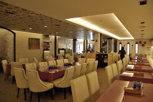 餐廳設計－義大利麵餐廳多人座位