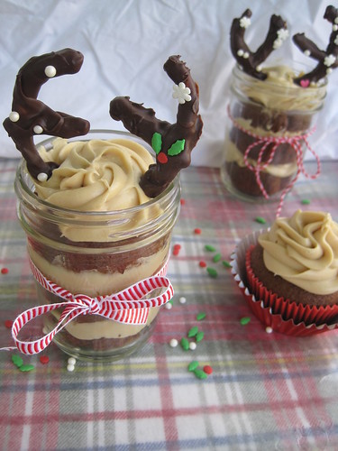 Reindeer in a Jar! Gingerbread latte cupcakes