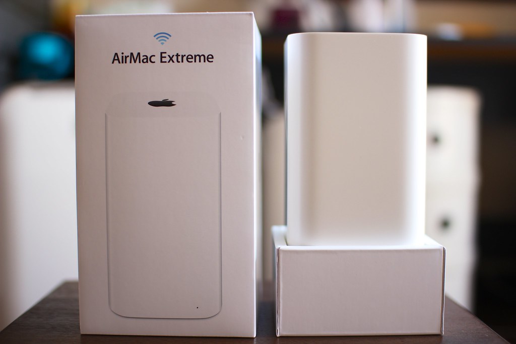 Apple AirMac Extreme (ME918J-A)