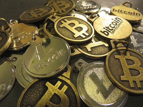 Bitcoin Litecoin Keychains IMG_3478