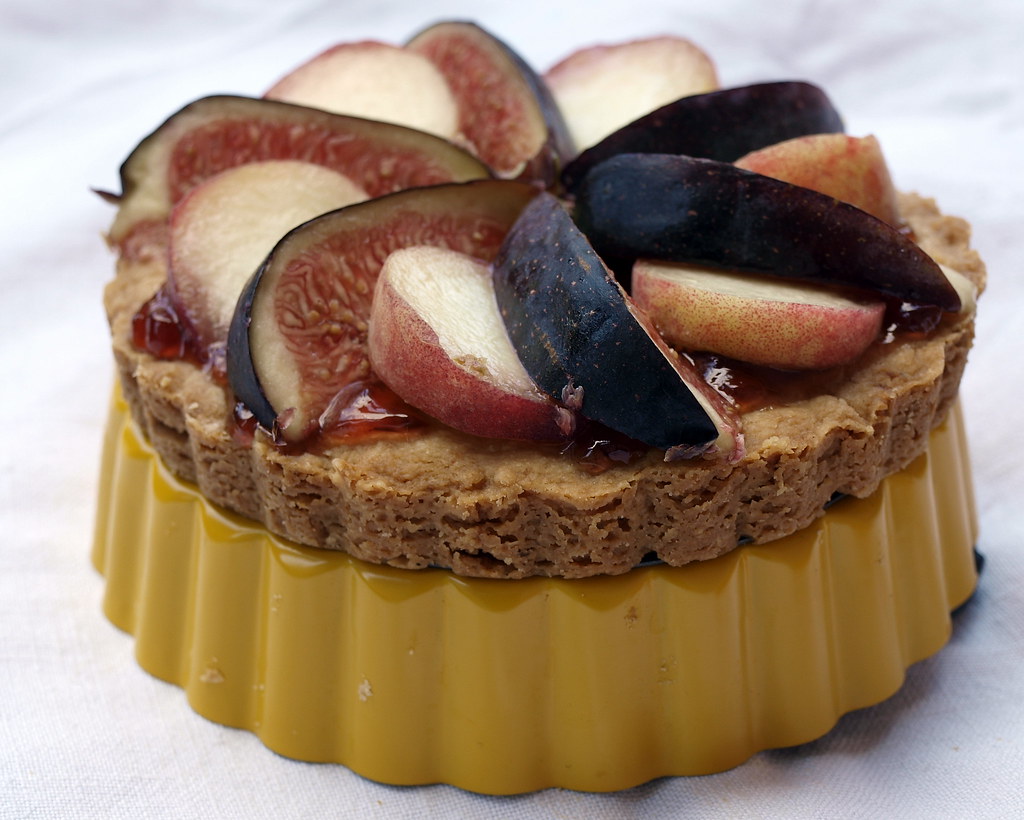 Orange Shortbread with Figs and Peaches