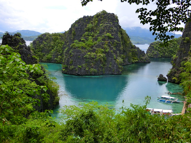 kayangan lake coron islands palawan philippines