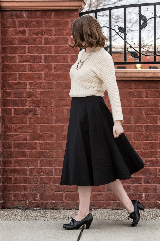 Cream Sweater, Crop Sweater, black skirt, ladylike, never fully dressed, withoutastyle, outfit, skirt,