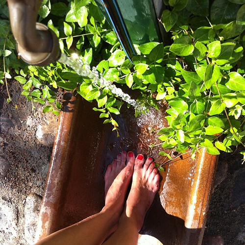 Låt mig säga såhär: sommarfötterna behövde tvättas av efter att ha gått barfota i hagarna hela dagen.