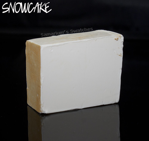Lush Snowcake Soap (1)