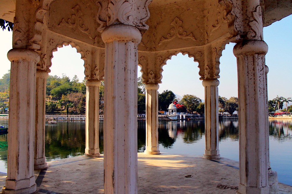 Udaipur - water, pillars, architecture