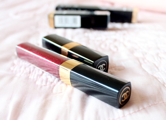 Chanel Savage Garden Glossimer and Rouge Coco Shine Fiction Lipstick Review 6