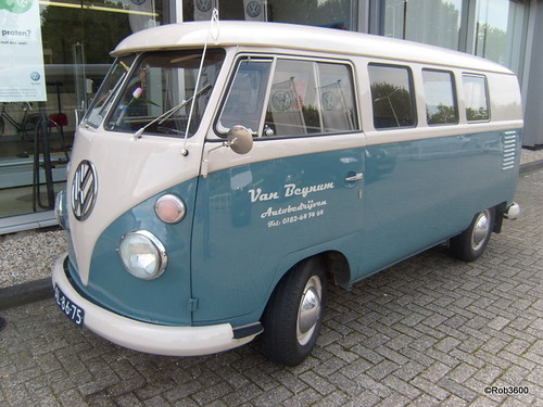 AL-86-75 Volkswagen Transporter kombi 1961