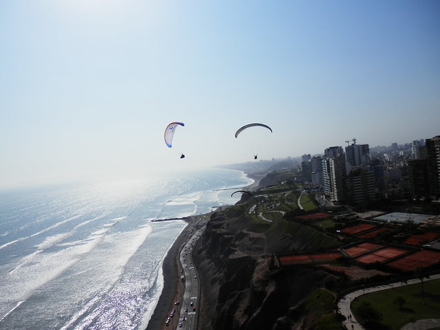 Paragliding in Lima - 3
