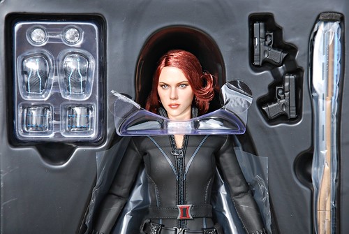 Hot Toys Sixth Scale Avengers Movie Black Widow