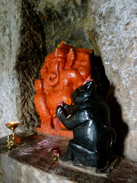 Lonad Caves - Outer chamber - Ganesh Idol