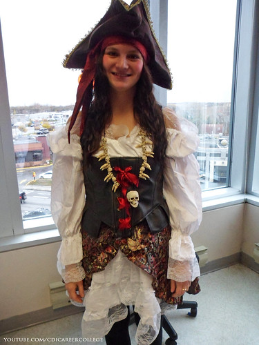 CDI College Laval Campus Halloween Costumes and Decoration Themes - Girl Pirate