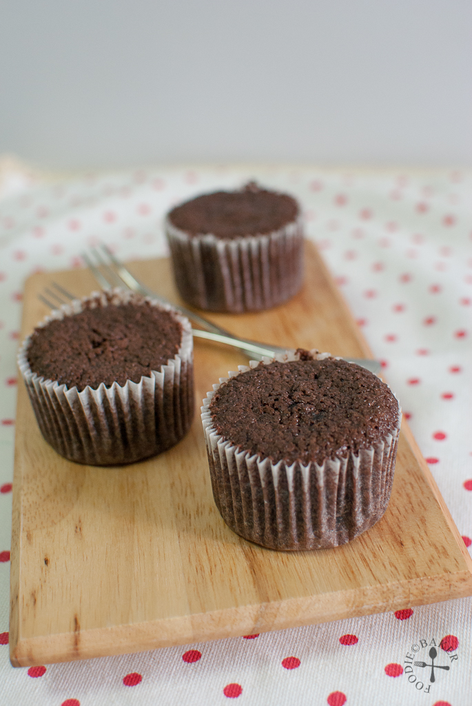 Nigella's Olive Oil Chocolate Almond Baby Cakes