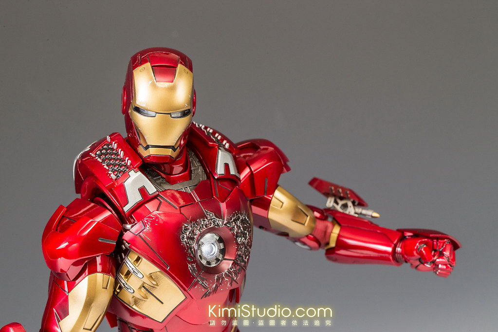 2013.06.11 Hot Toys Iron Man Mark VII-069