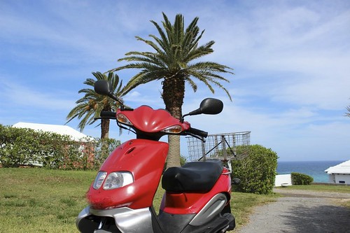 Bermuda Tips - can't rent a car - only scooters!