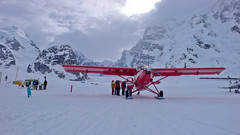 Nasz samolot K2 Aviation gotowy do startu z lodowca