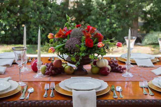 “Your Chic Table”- Beautiful Holiday Tables Made Easy