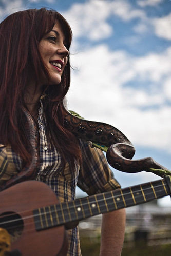 Amanda Shires guitar stand
