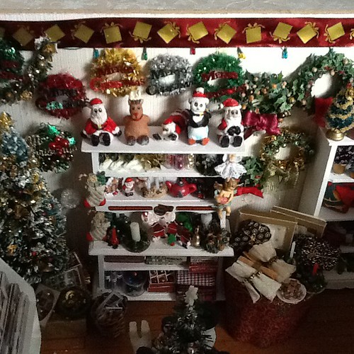 Sue Christmas Shop 4