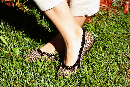 Day-11_Cheetah-print-shoes2