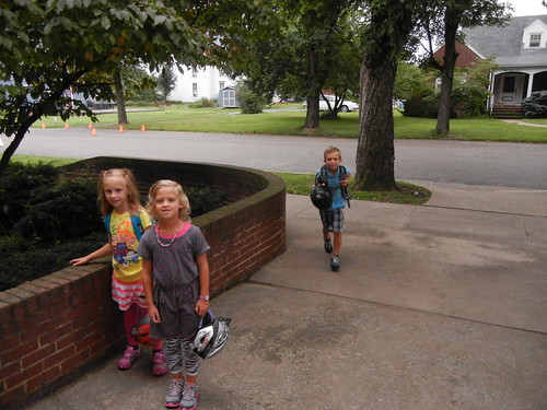 Aug 20 2013 First day of school (12)
