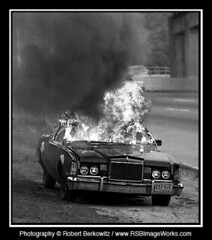 1977-08/04 - Car Fire, Long Island Expressway, Flushing, NY