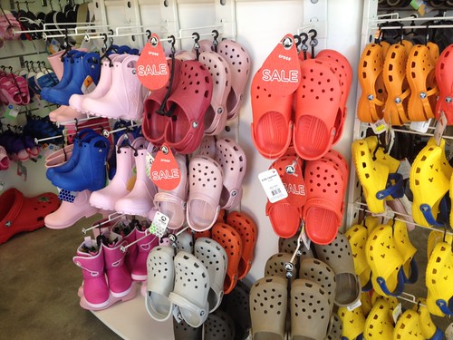 Crocs Store Cleveland - children's shoes