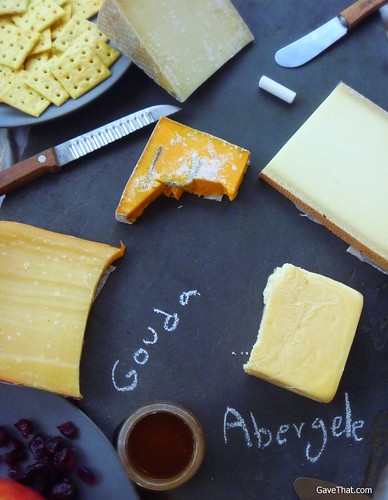 Putting Together A Cheese Platter