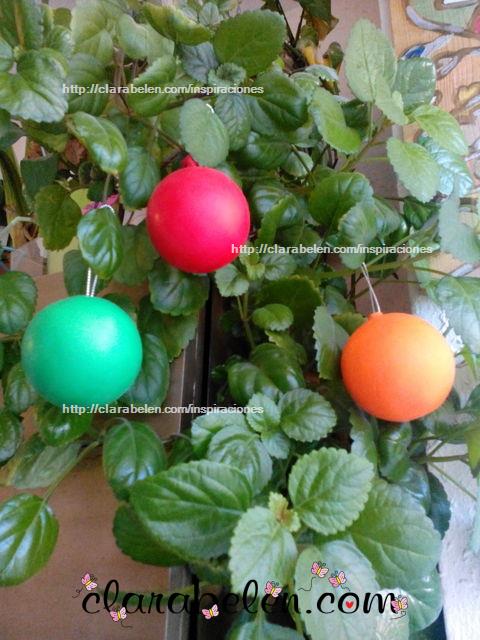 Bolas de Navidad con globos y bolas de poliespán en un minuto
