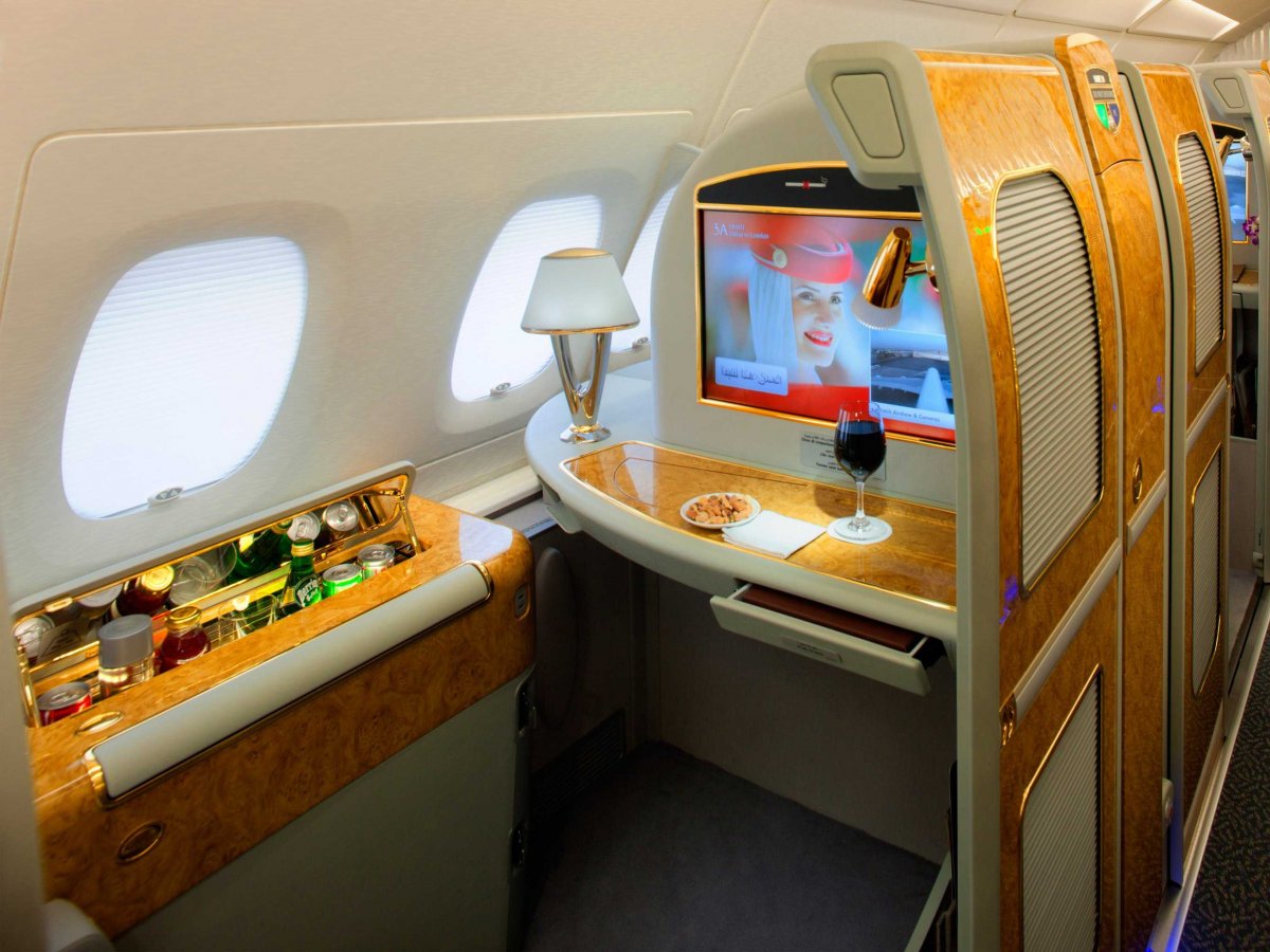 emirates-a380-first-class-private-suite-a-1