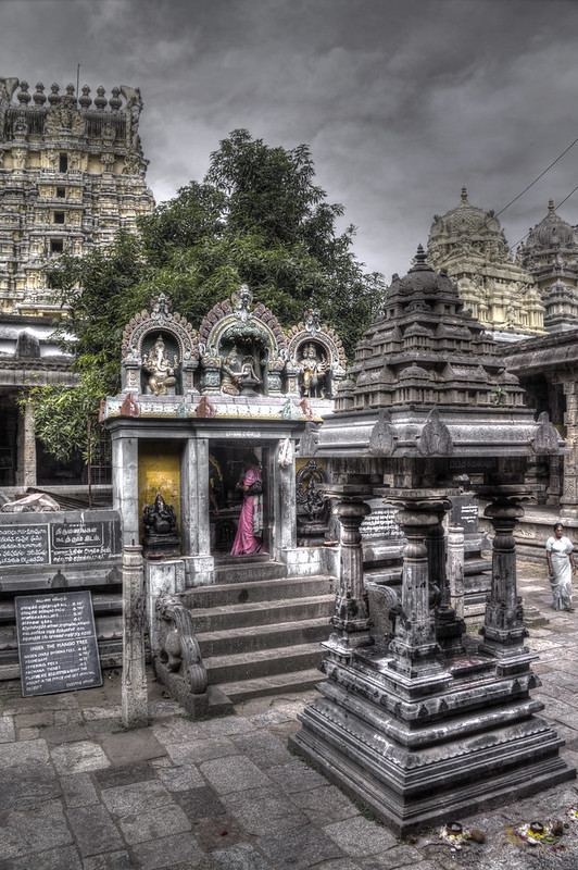 Central courtyard at Ekambareswarar Temple in Kanchipuram, India.