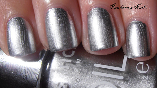 nails inc south kensington foil (1)