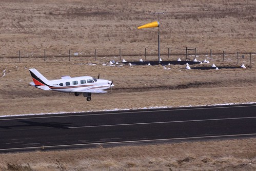 Piper PA-31-310 Navajo VH-OYM departs Mount Hotham