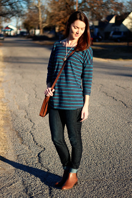 striped-sweatshirt-and-jeans-3