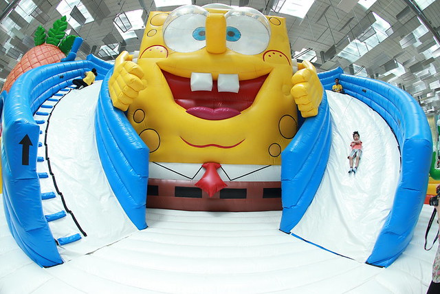The Biggest SpongeBob SquarePants Super Bouncy Playground