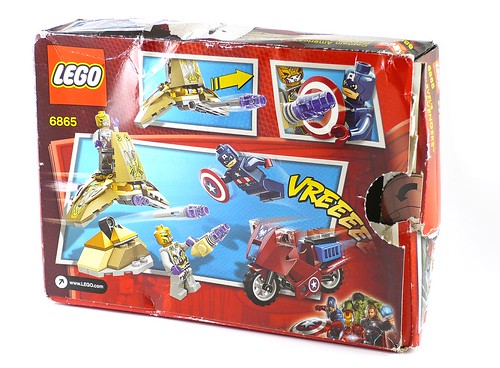 LEGO Marvel Super Heroes 6865 Captain America's Avenging Cycle 02