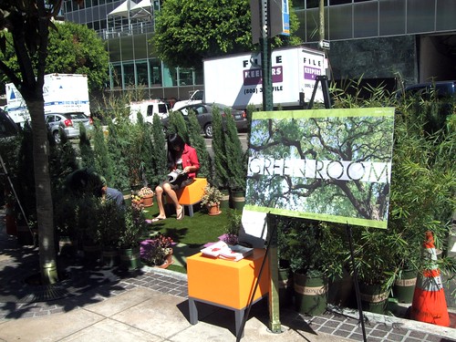 Park(ing) Day, Los Angeles (by: waltarrrrr, creative commons)