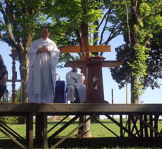 Missa de envio, presidida pelo Pe. Eduardo Pegoraro, anunciou o local da próxima vigília.