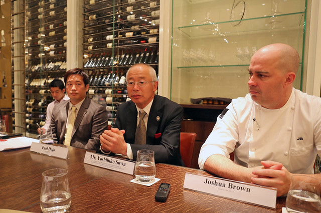 Mr Yoshihiko Sowa, Secretariat of Kobe Beef Marketing & Distribution Promotion Association (centre), with Joshua Brown, Executive Chef of CUT (right)