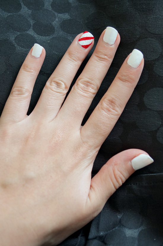 Christmas Candy Cane Nails
