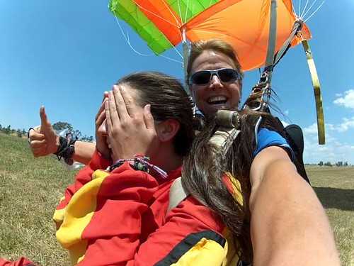 Lauren Skydiving Experience7