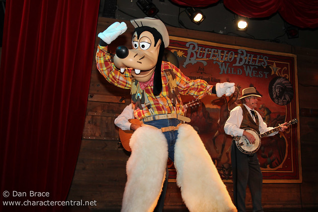 Buffalo Bill's Wild West Show with Mickey and Friends