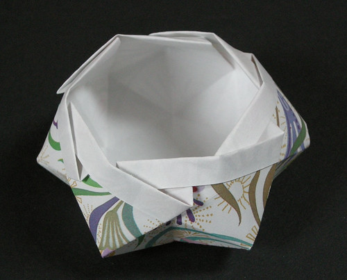 Hexagonal star box