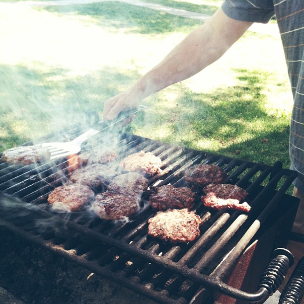 Burgers with the fam at the park. #fathersday