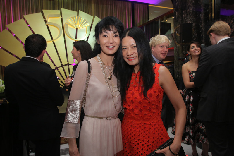 Maggie Cheung Vivienne Tam at MOHKG Gala Oct 17.jpg