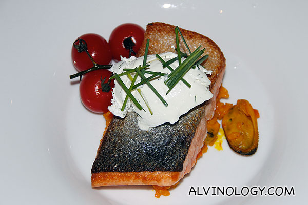 New Zealand King Salmon Fillet (S$42) - served on a bed of green-lipped mussel and sumac risotto with dill crème fraiche and vine tomato confit
