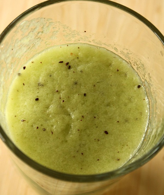 Recipe Review of KitchenAid's Super Skin Saver Green Smoothie