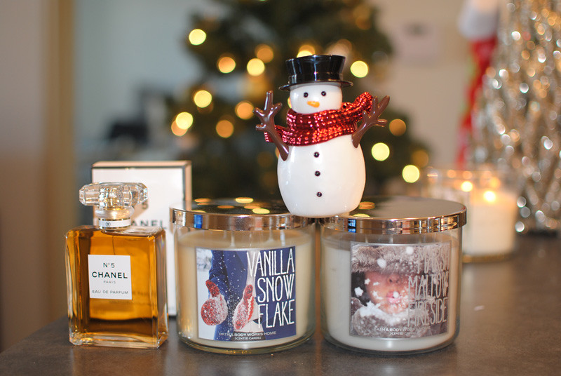 holidayguidescents